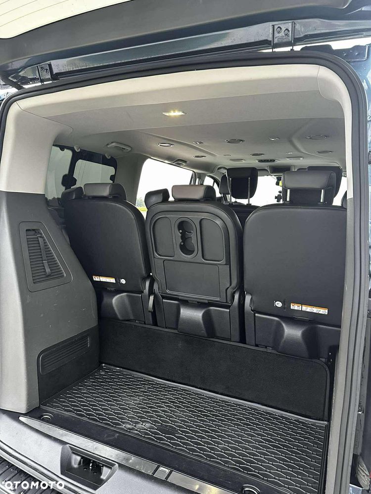 Ford Tourneo Custom - 28