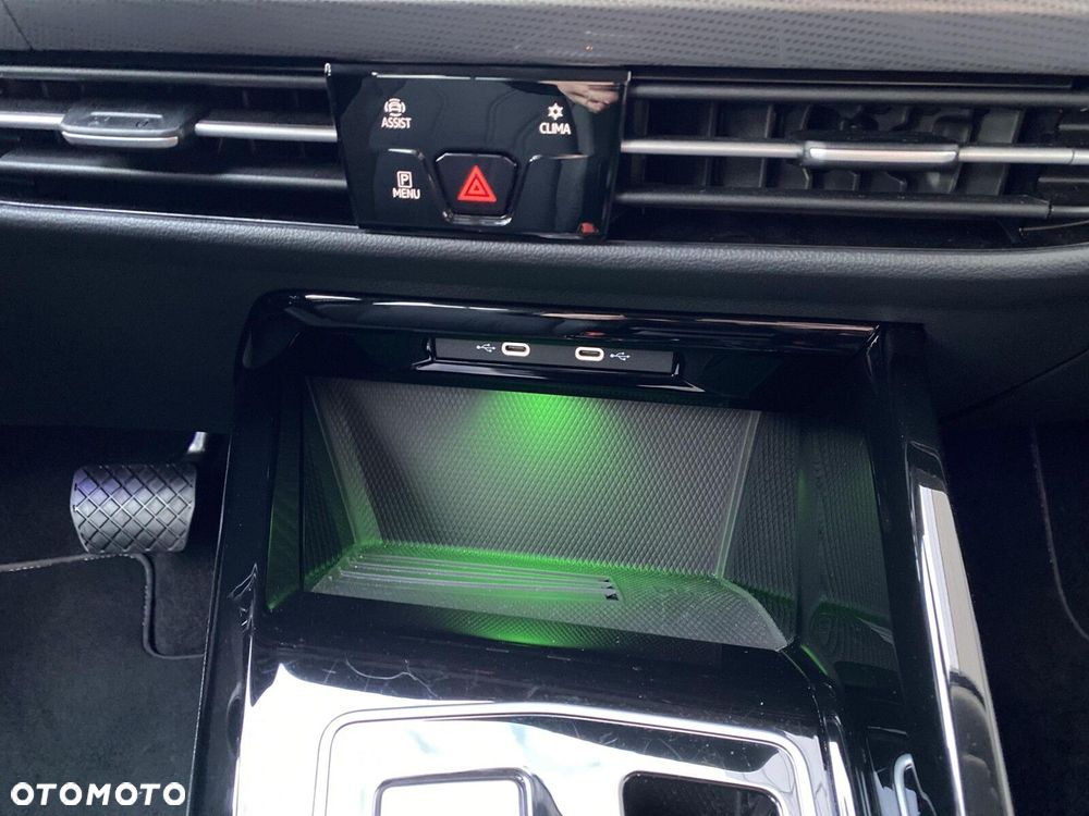 Volkswagen Golf - 37