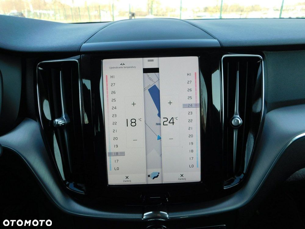 Volvo XC 60 D3 Momentum Pro - 17