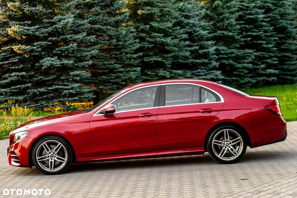 Mercedes-Benz Klasa E 220 d 4-Matic 9G-TRONIC - 8