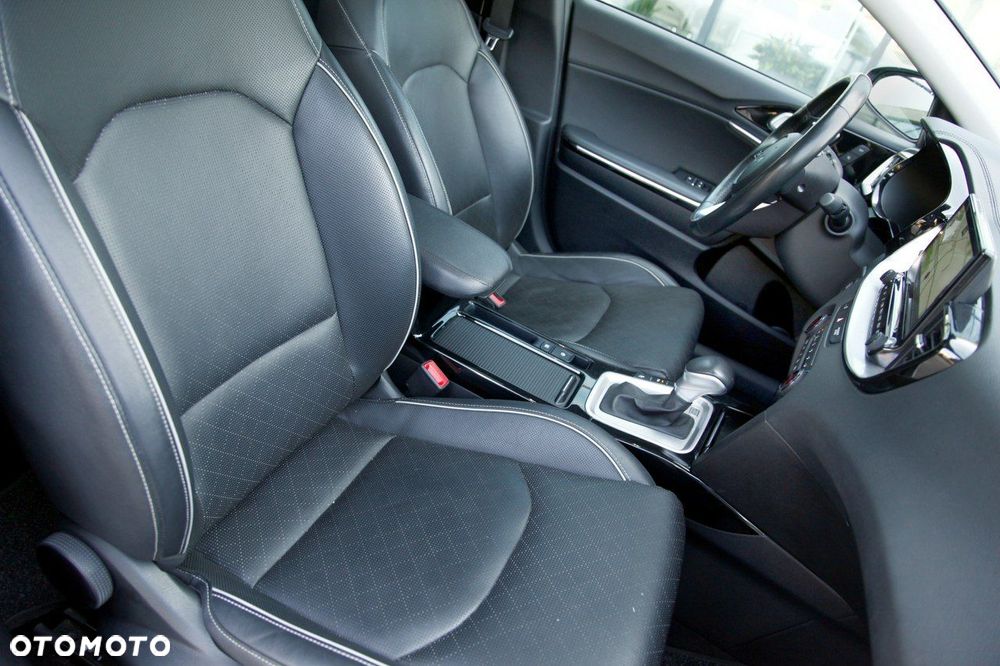 Kia XCeed - 16