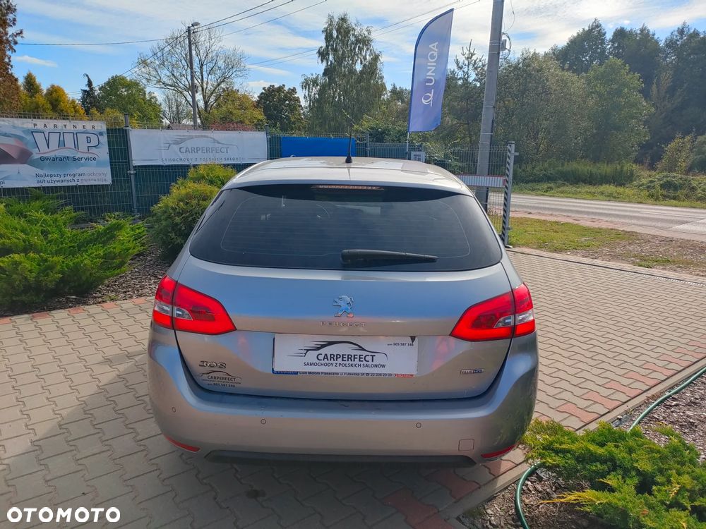 Peugeot 308 1.6 BlueHDi Style S&S - 4