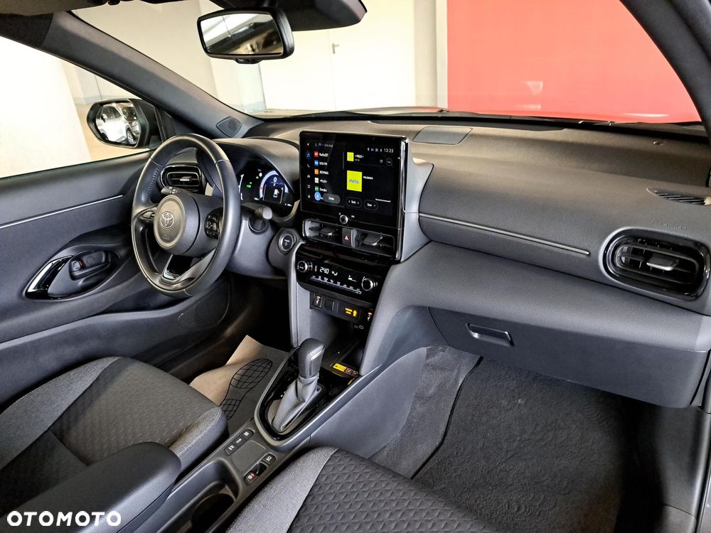 Toyota Yaris Cross Hybrid 1.5 Style - 16