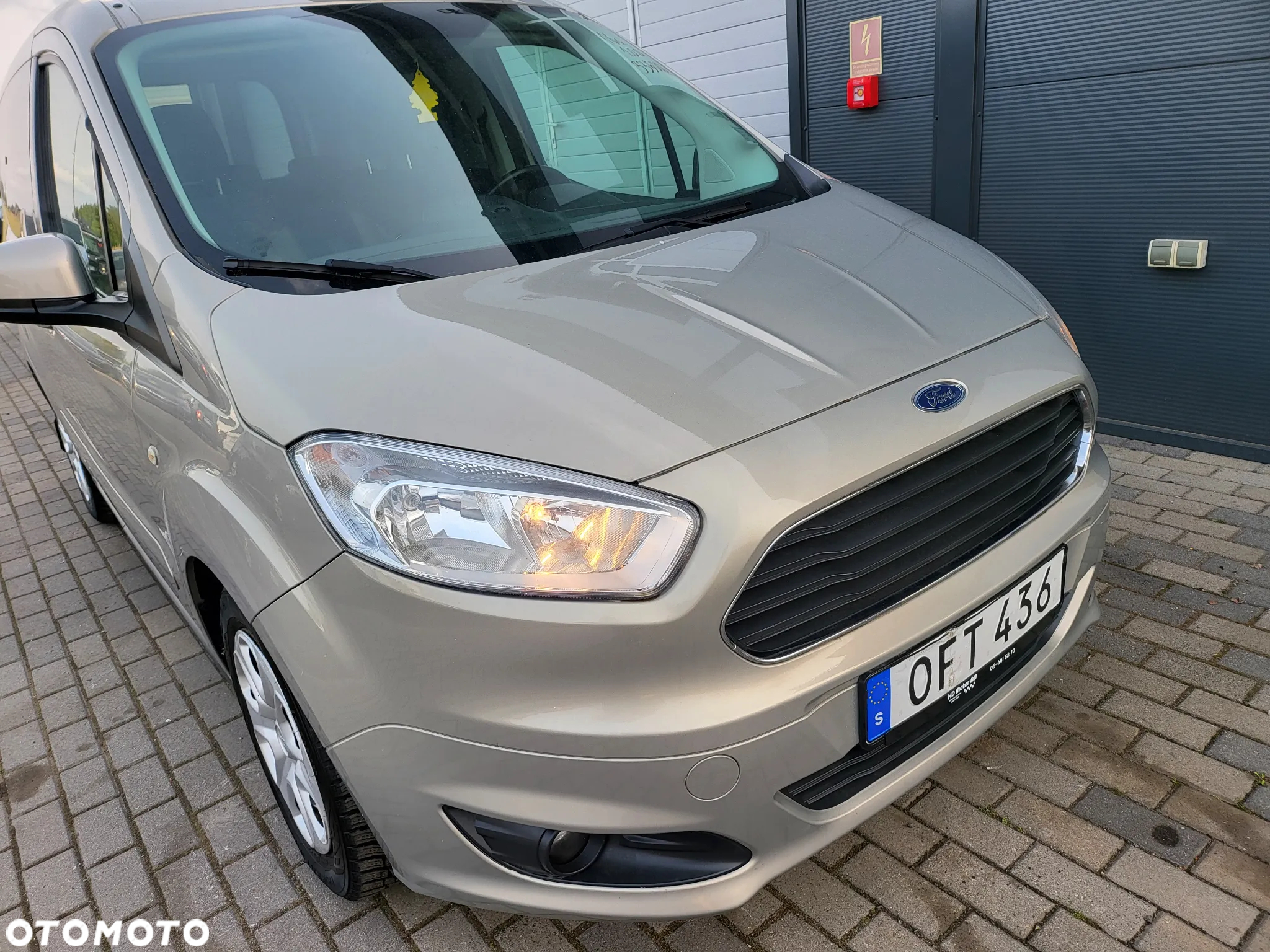 Ford Tourneo Courier 1.0 EcoBoost S&S Trend - 3