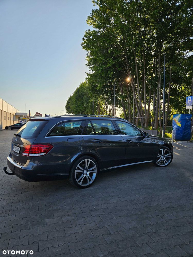 Mercedes-Benz Klasa E - 2