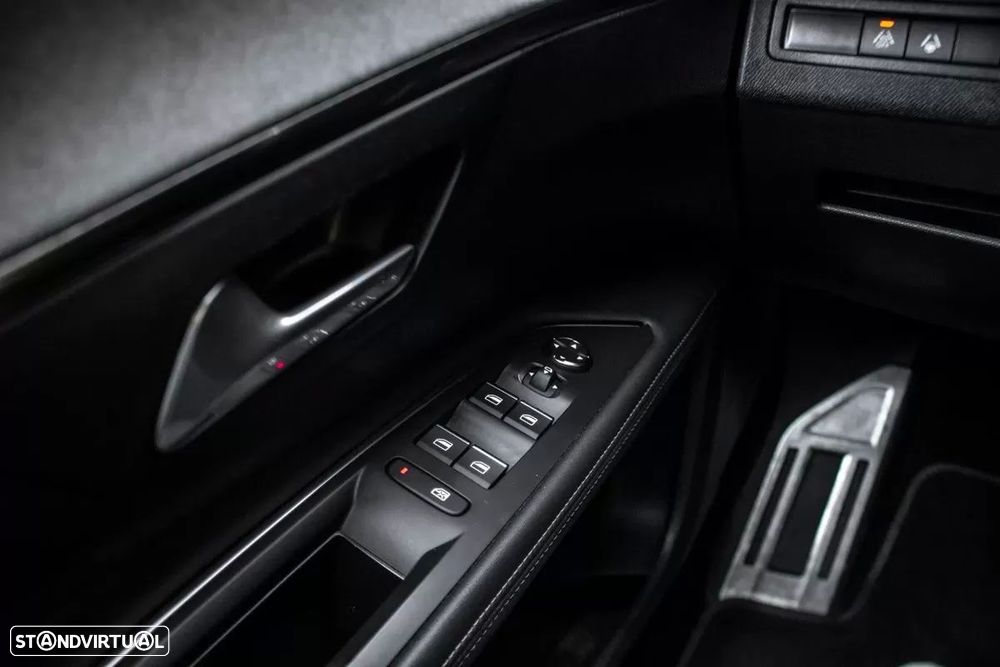 Peugeot 5008 1.5 BlueHDi GT Line EAT8 - 19