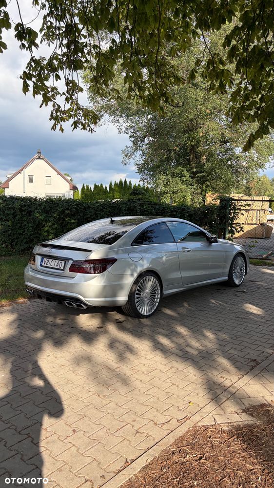 Mercedes-Benz Klasa E 500 - 5