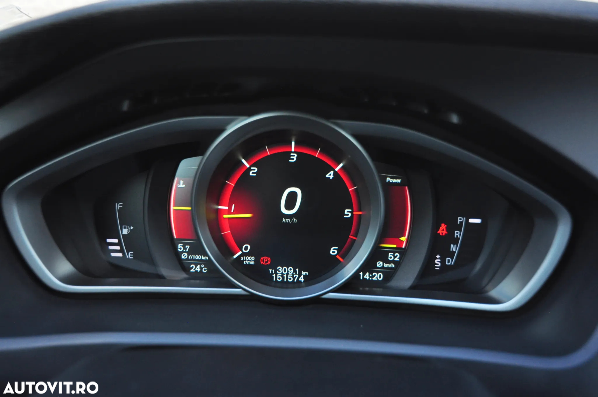 Volvo V40 Cross Country D2 Geartronic - 21