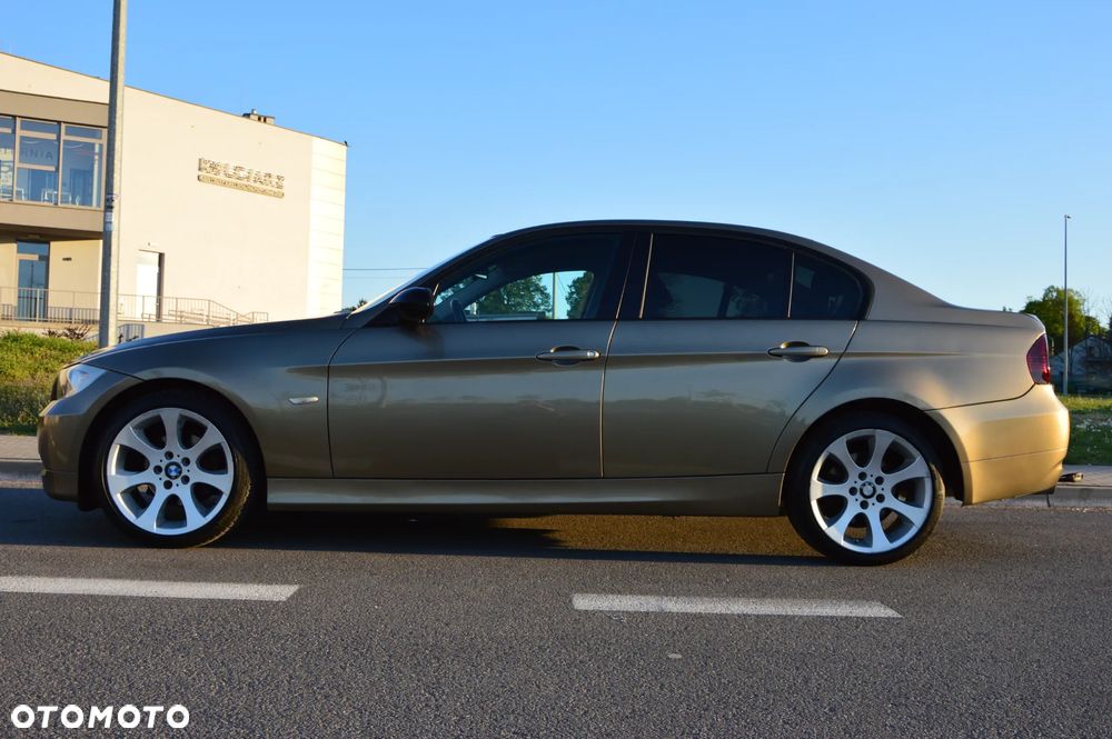 BMW Seria 3 318d - 3