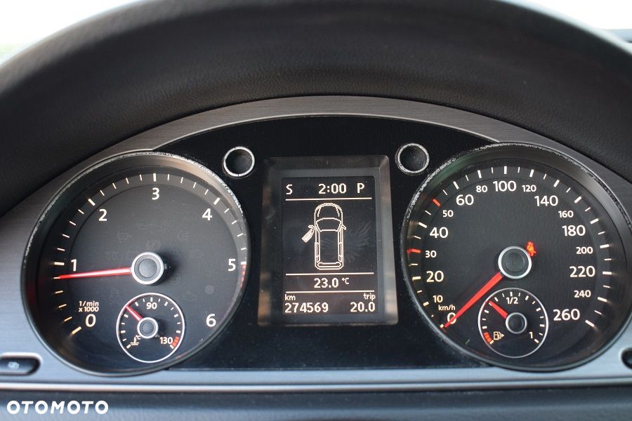 Volkswagen Passat 2.0 TDI Comfortline DSG - 15