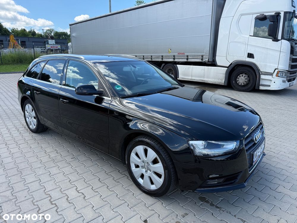 Audi A4 Avant 2.0 TDI ultra design - 15