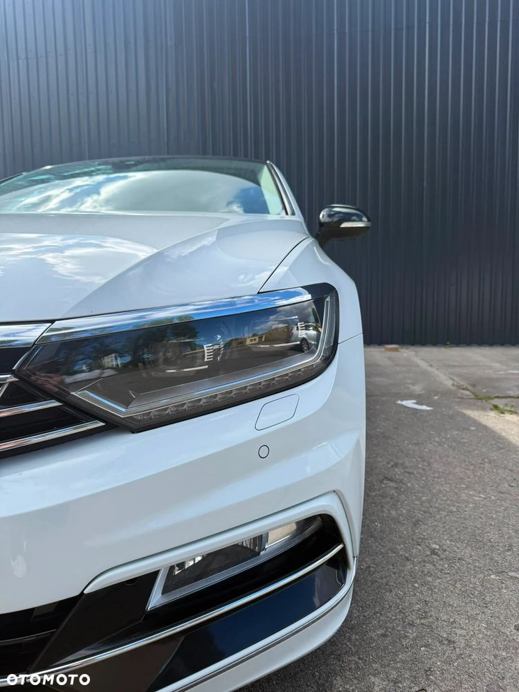 Volkswagen Passat - 3