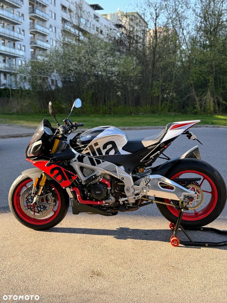Aprilia Tuono - 1