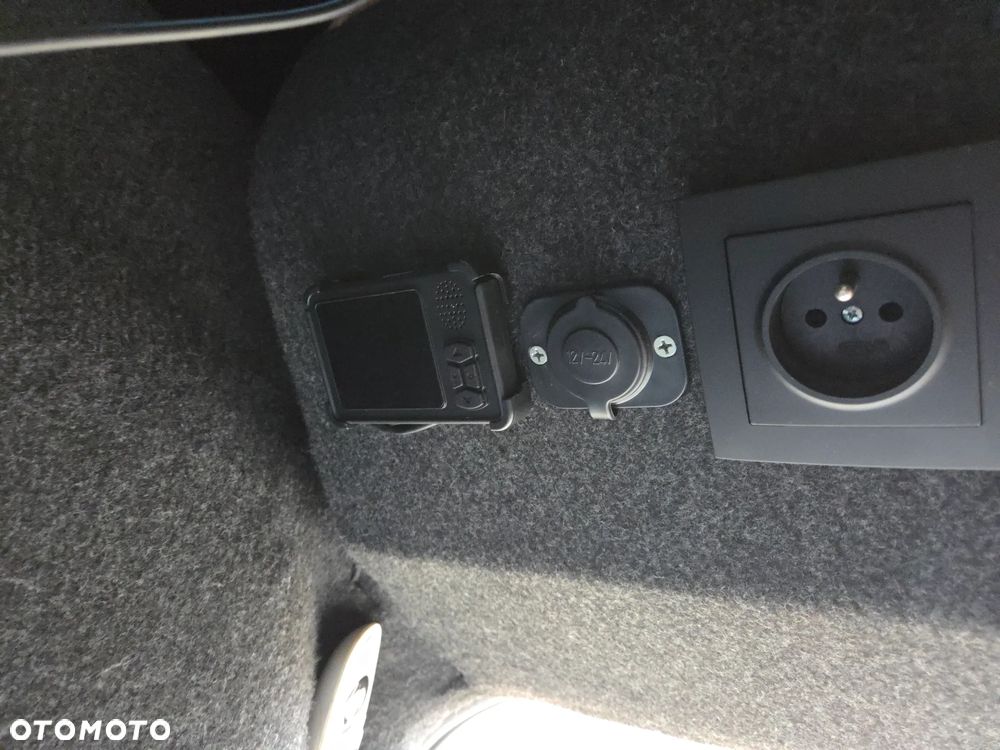 Ford Transit Custom 310 L2H1 Limited - 17