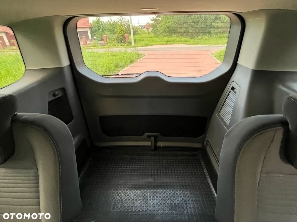 Ford Tourneo Custom 2.0 EcoBlue L1 Titanium SelectShift - 23