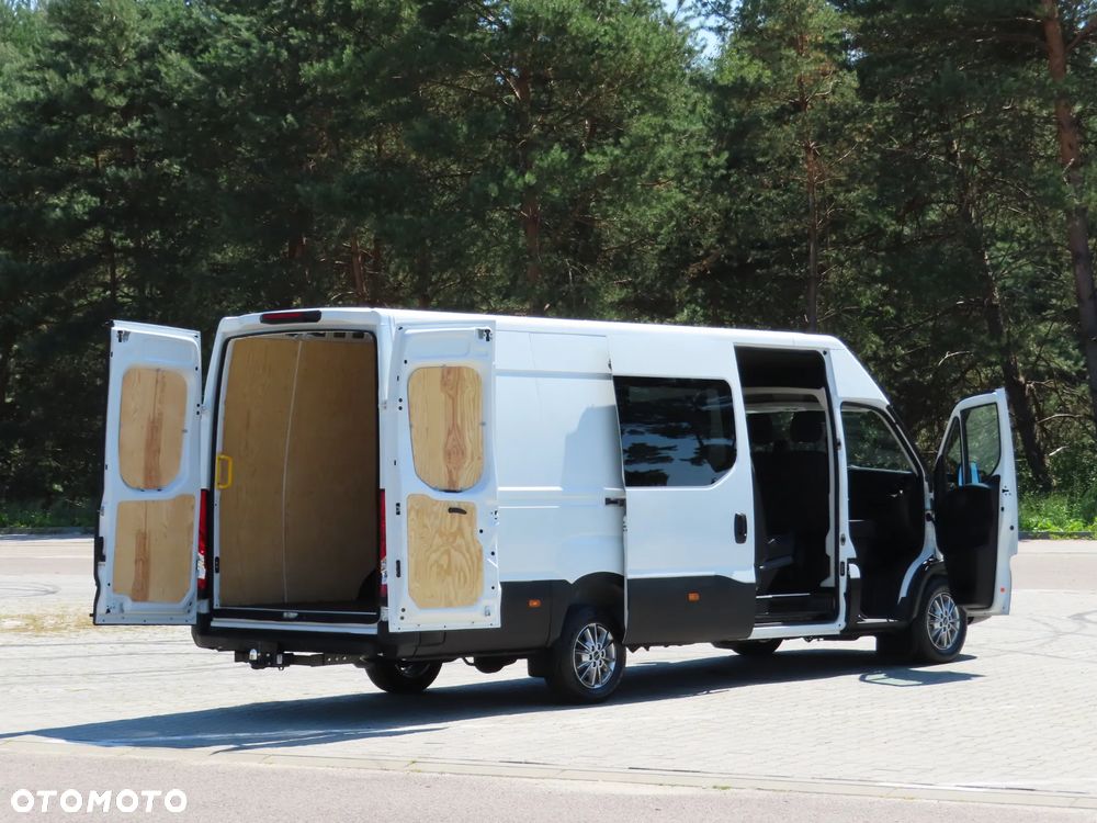 Iveco DAILY 35S18 DOKA Dubel Brygadowy MIXTO 7-Mio Os.+812 Kg Ład. POWER 3.0 HPI 180 KM Hi-Matic Automat L4H2 Rozstaw Osi 4100 mm WZMACNIANY FULL OPCJA Wyposażenia Gwarancja Fabryczna HAK 3500 KG Stan Auta Jak Z Salonu NOWY - 15