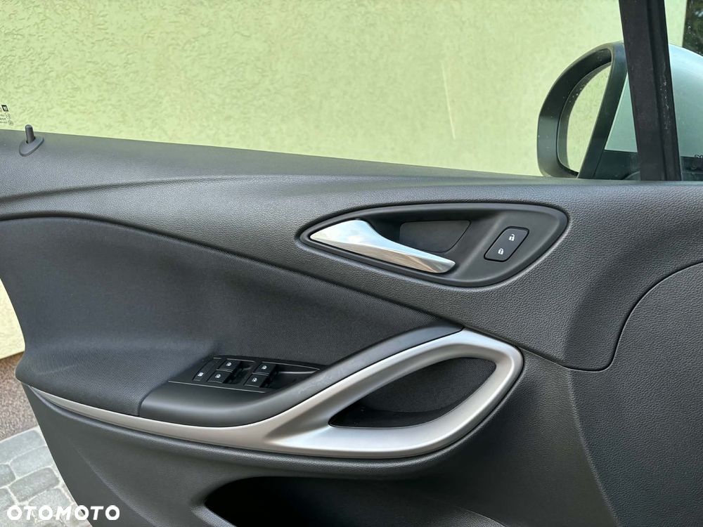Opel Astra - 14