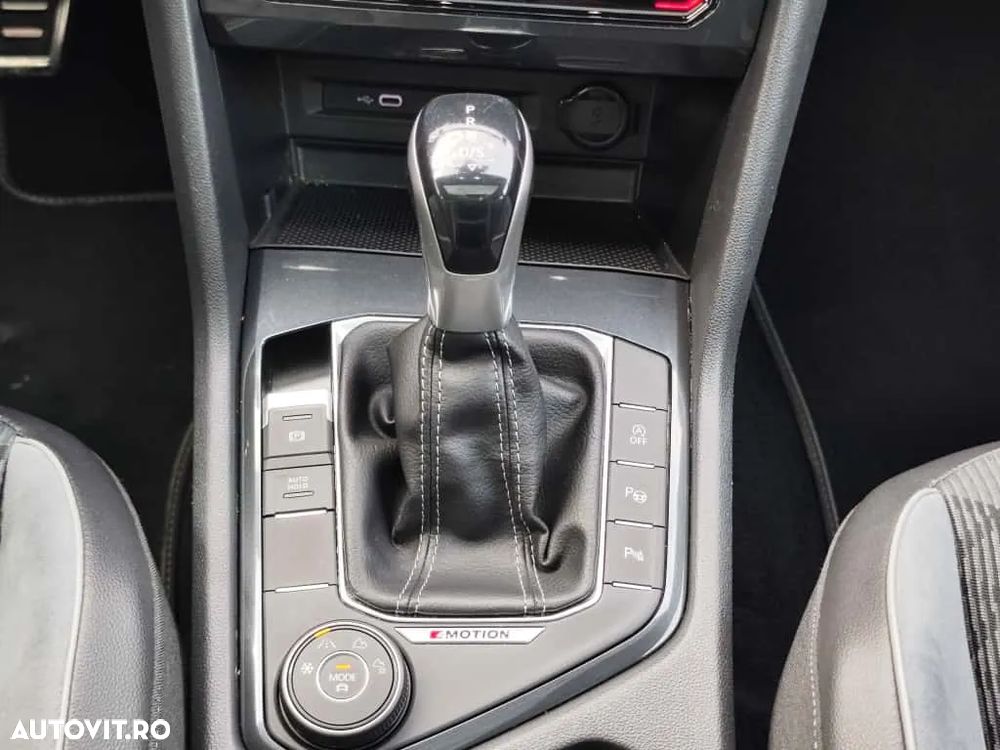 Volkswagen Tiguan 2.0 TDI SCR 4MOTION DSG R-Line - 21