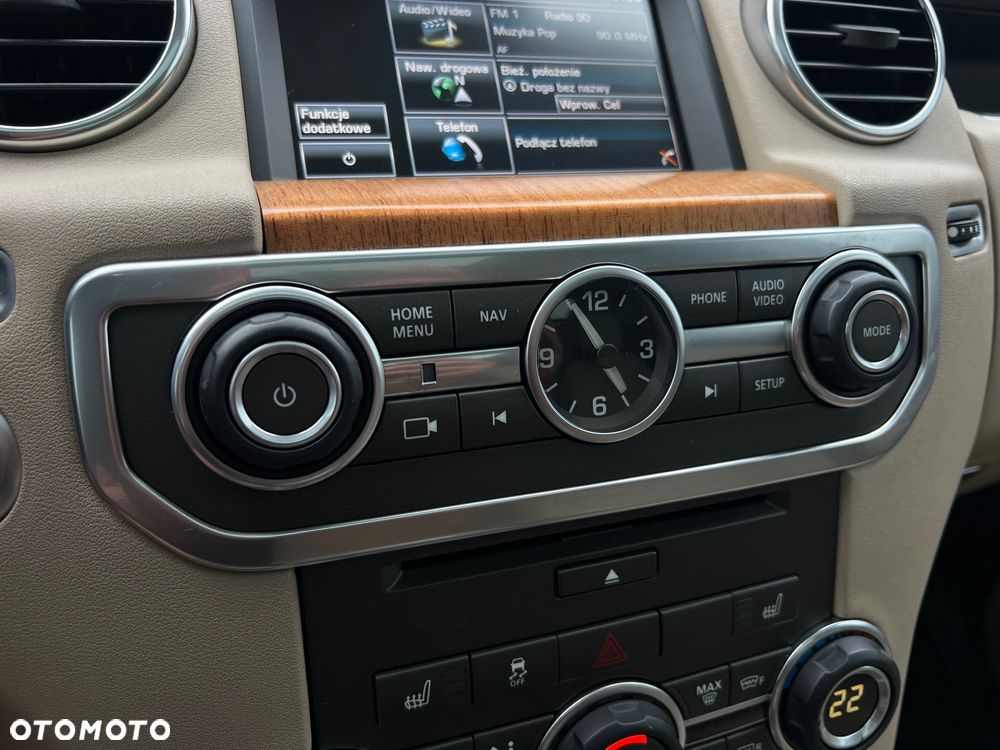 Land Rover Discovery IV 3.0 V6 SC HSE - 22