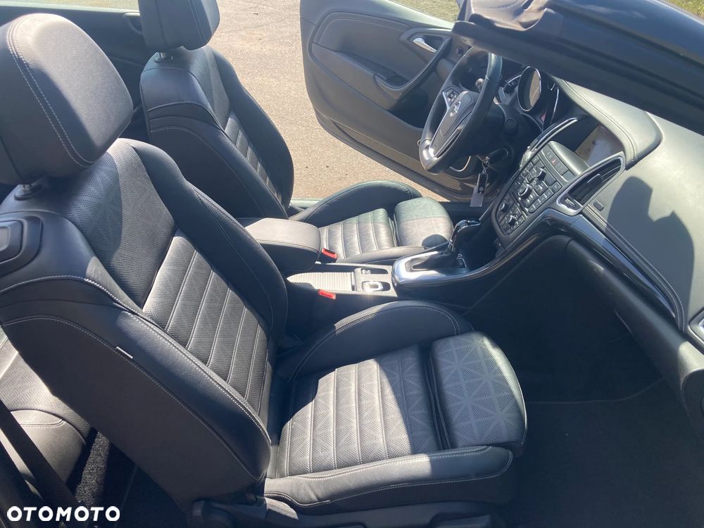 Opel Cascada 1.6 T Cosmo - 31