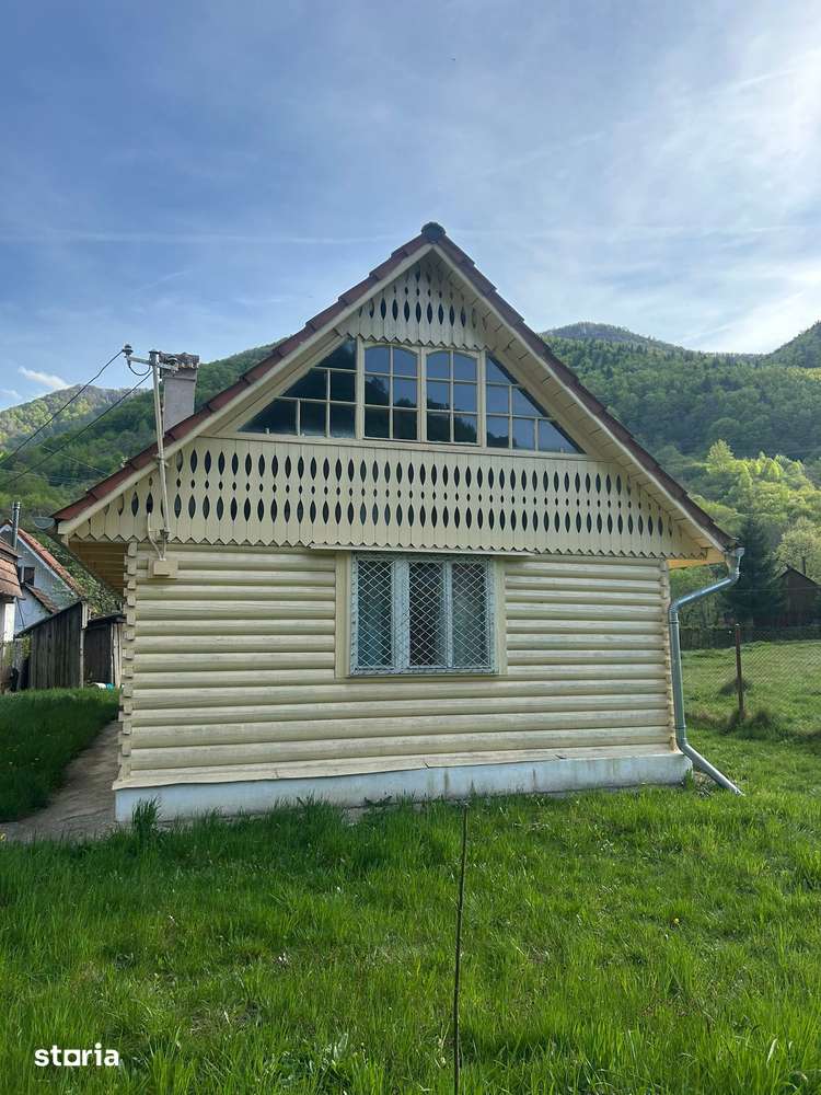 Casa de vacanta de vanzare pe Valea Lotrioarei - Imagine principală: 2/10