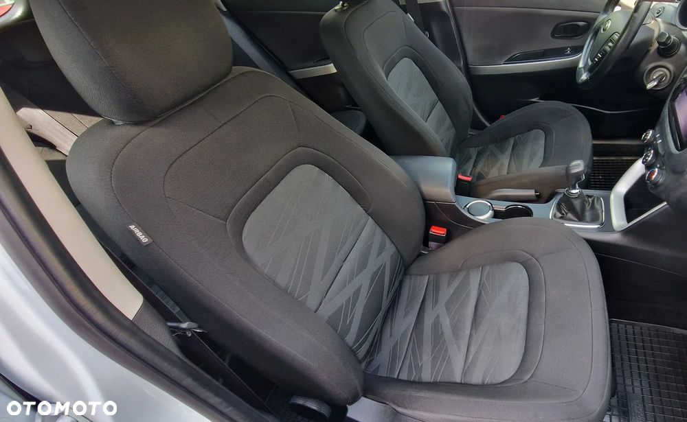 Kia Ceed 1.4 Business Line - 29