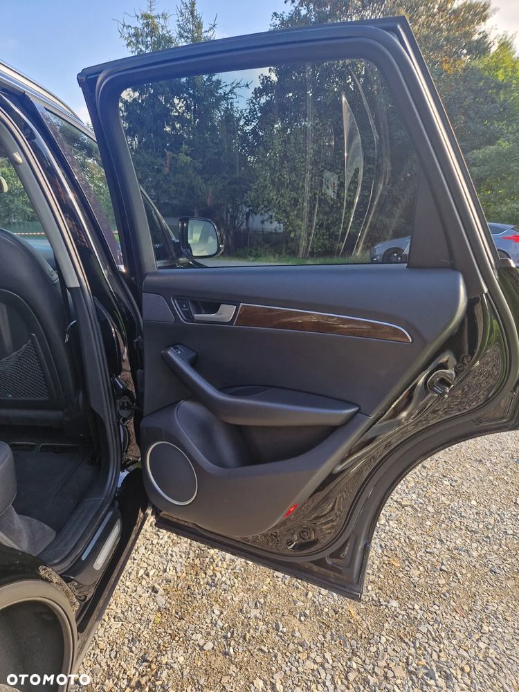 Audi Q5 3.2 FSI Quattro S tronic - 33