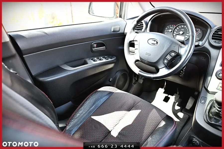 Kia Carens 2.0 CRDi Tour - 18