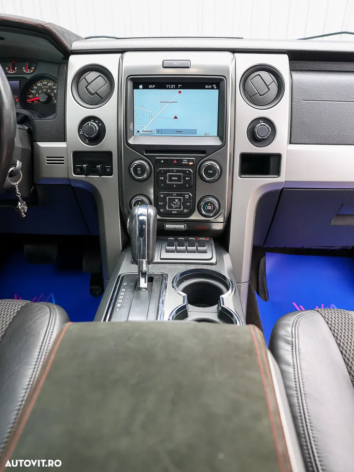 Ford Raptor - 34