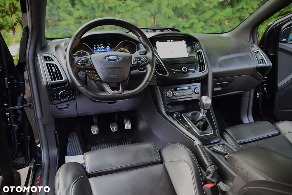 Ford Focus 2.0 TDCi ST-2 - 20