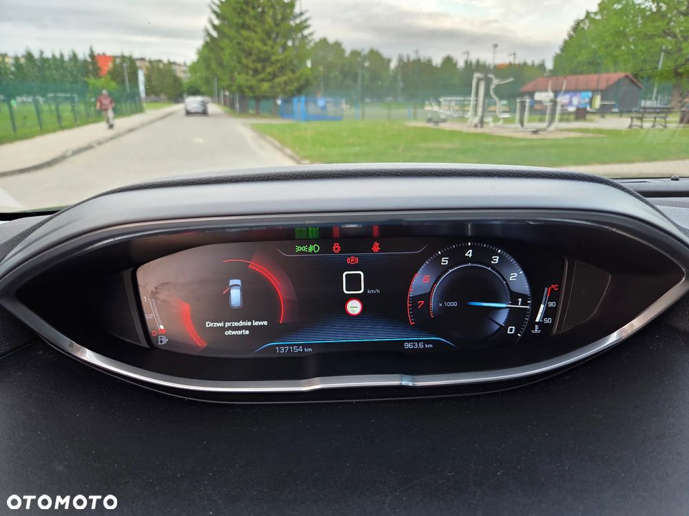 Peugeot 3008 PureTech 130 Stop & Start Allure - 13