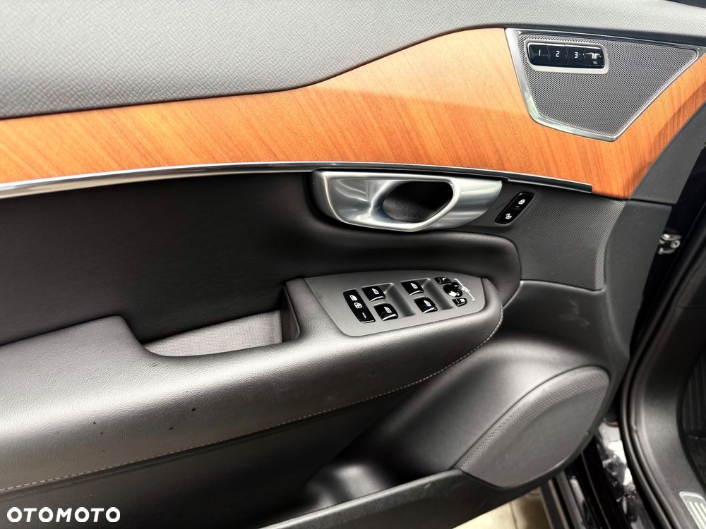 Volvo XC 90 B6 B AWD Momentum Pro 7os - 21