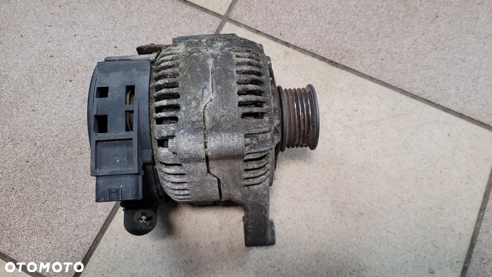Alternator Nissan Micra K11 1,0 1,3 i 65A 2310054B62 - 1
