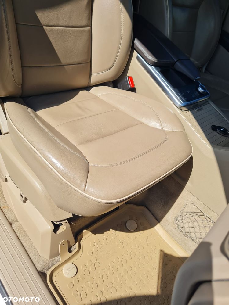 Mercedes-Benz ML 350 BlueTec 4-Matic - 16