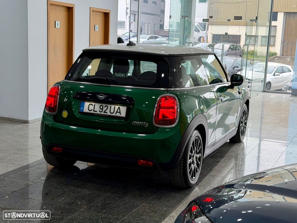 MINI 3 Portas Cooper SE Essential - 11
