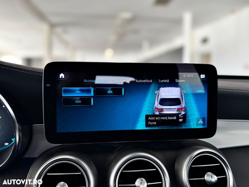 Mercedes-Benz GLC 300 e 4Matic 9G-TRONIC AMG Line - 21