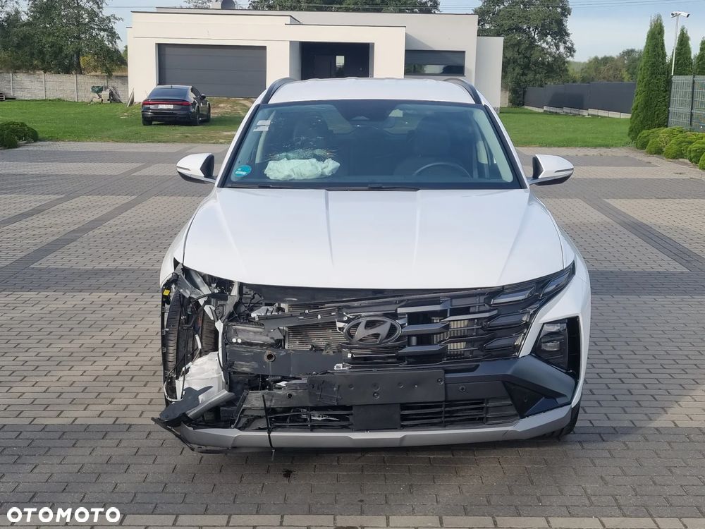 Hyundai Tucson 1.6 CRDi 48V-Hybrid 4WD DCT Select - 3