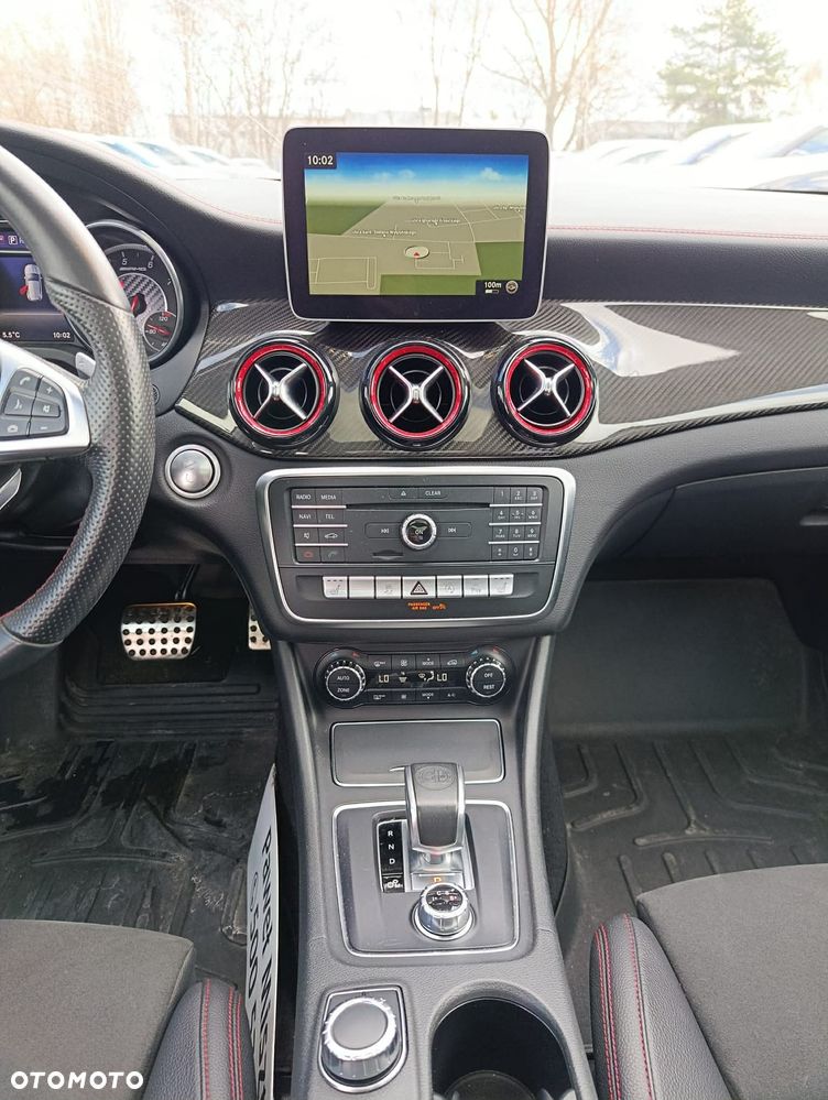 Mercedes-Benz GLA AMG 45 4Matic AMG Speedshift 7G-DCT - 11