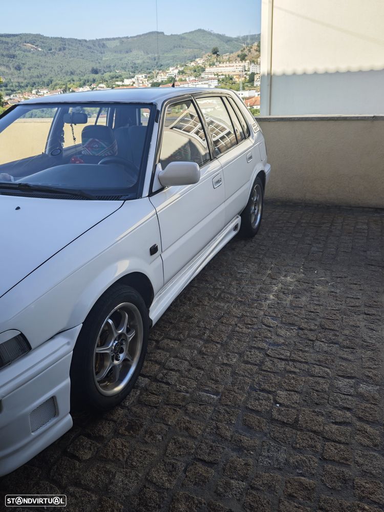 Toyota Corolla Liftback 1.3 - 12