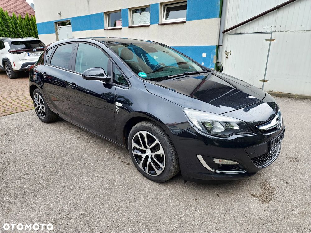 Opel Astra 1.4 Turbo 150 Jahre - 2