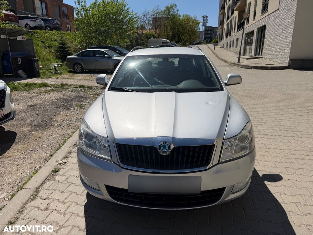 Skoda Octavia 1.6 TDI ELEGANCE - 1