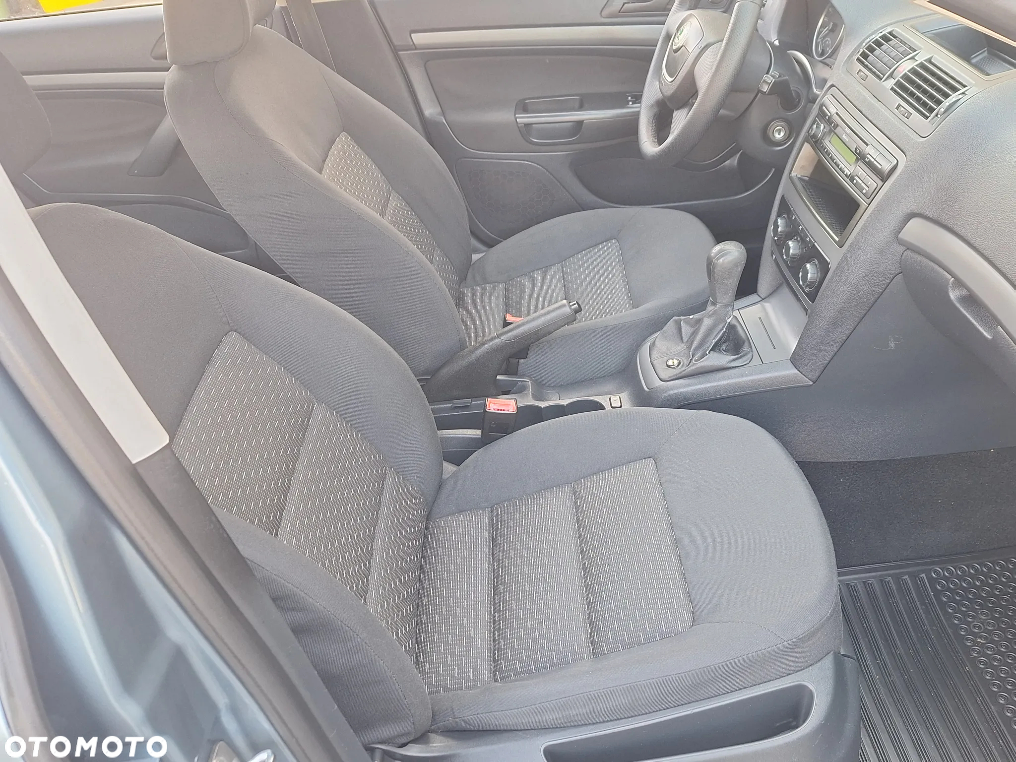 Skoda Octavia 1.6 TDI Ambiente - 30
