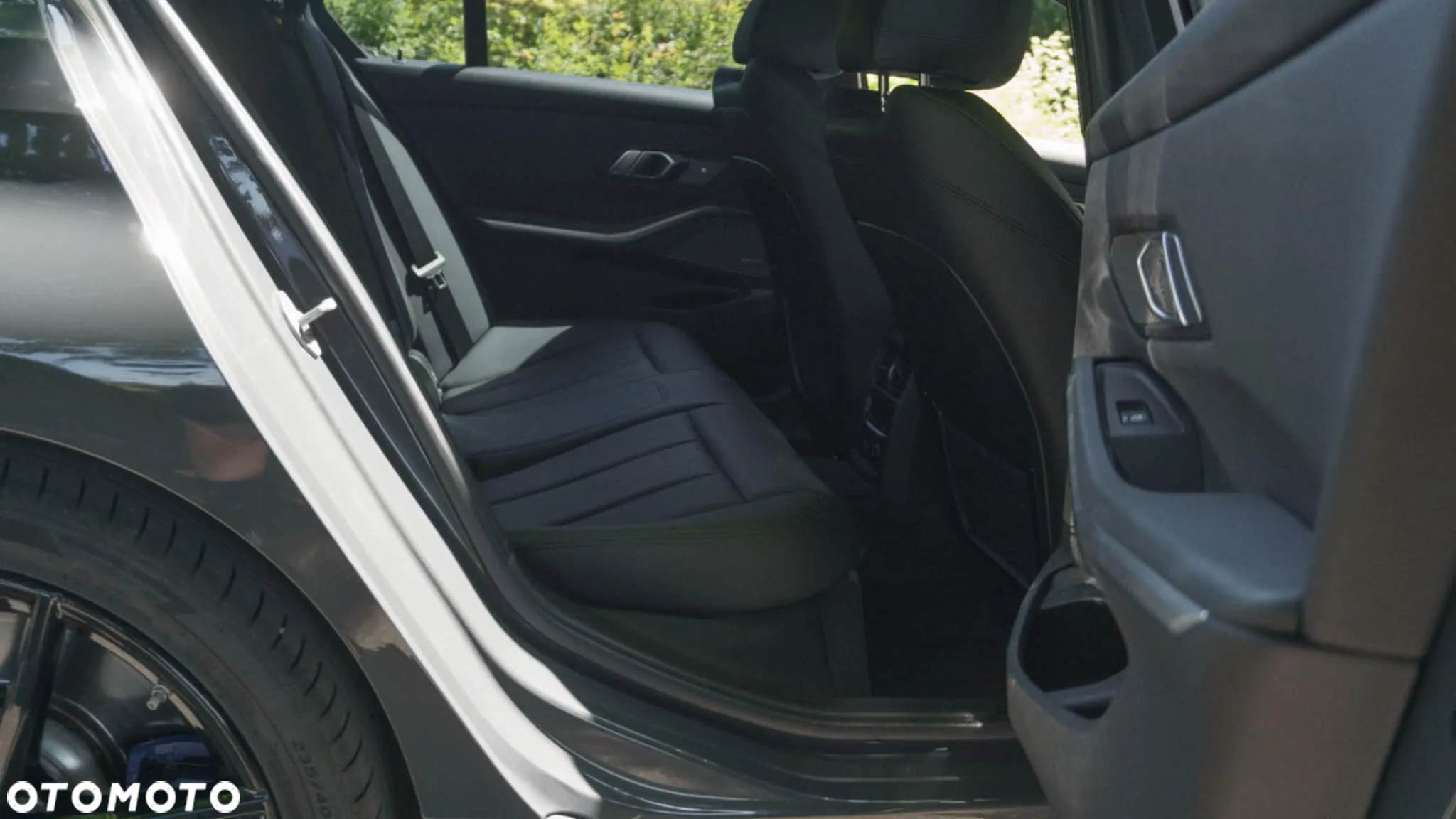 BMW Seria 3 330i xDrive M Sport sport - 25