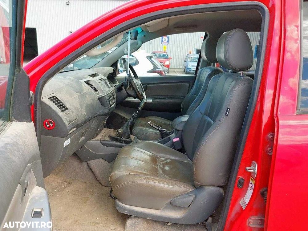Dezmembrez Toyota hilux  3.0 Diesel D-4D ; 126KW/171CP 2005-2015 - 5