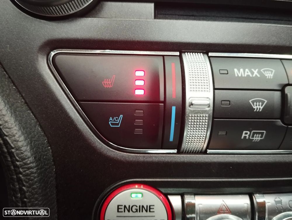 Ford Mustang 2.3i EcoBoost - 40