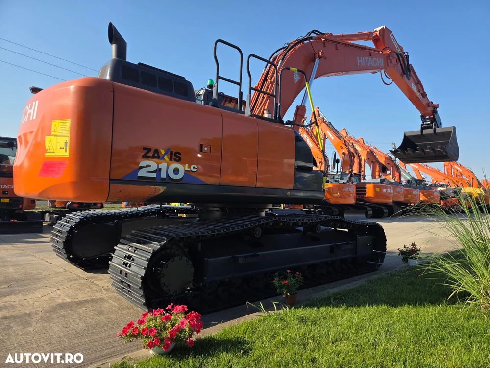 Hitachi ZX210LC-6, 2021, 2.676h, 23,1 tone, CUPLA RAPIDA HIDRAULICA, cupa 1,3mc, 3 pompe hidr, inst picon, camera spate si laterale, antifurt, latime 2,99m, ad sapare 7m, cons mediu 12l/h, lant 90% ok, posibil leasing-STARE CA NOU-PROMOTIE 99.750 Eur+Tva - 13