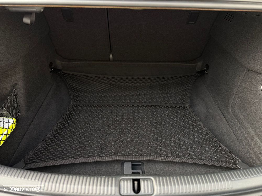 Audi A3 Limousine 1.6 TDI S-line - 56