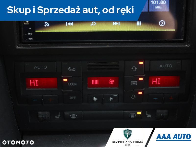 Audi A4 Limousine - 14