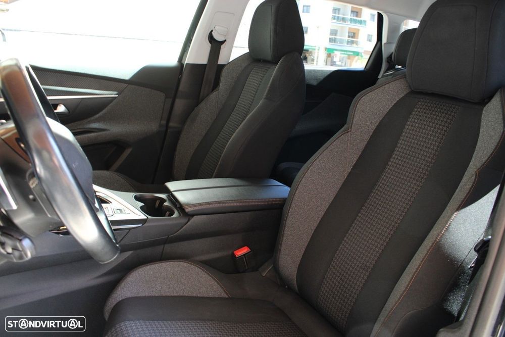 Peugeot 5008 BlueHDI 130 EAT8 Allure - 45