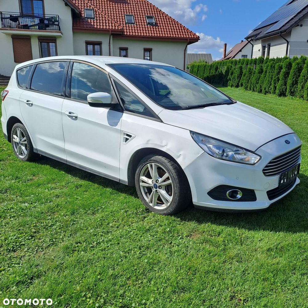 Ford S-Max ver-2-0-tdci-dpf-titanium - 1